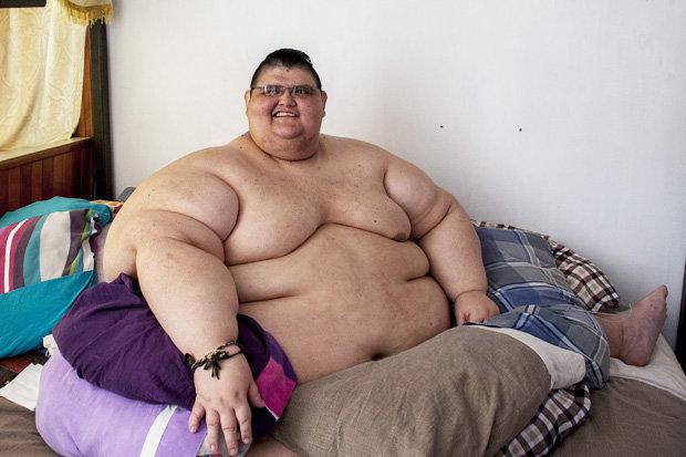man-obese-611848.jpg