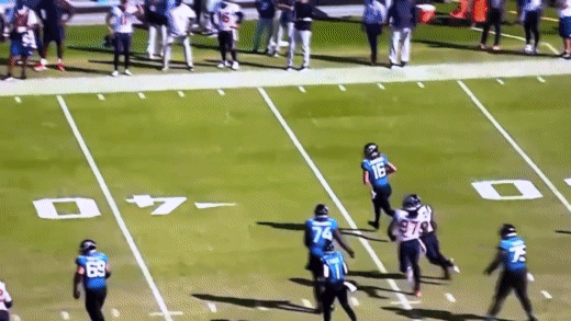 447599830_TREVOR_LAWRENCE_IS_KILLING_THE_JAGUARS_IS_IT_TIME_FOR_CJ_BEA(1).gif.b4c1ade4293ee63cd9b989fca7bdc653.gif